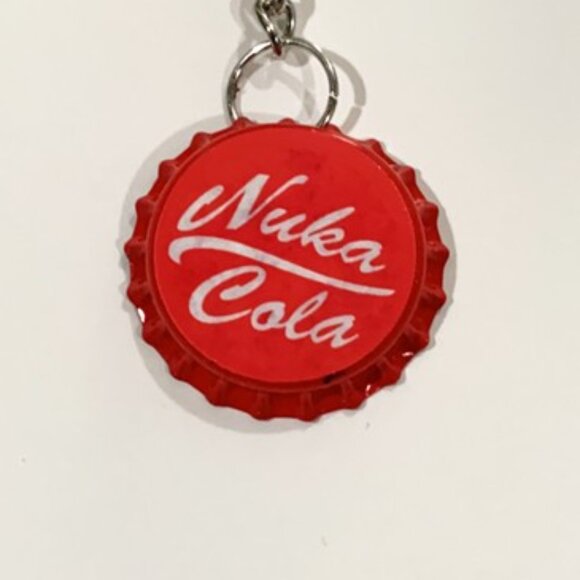 Fallout 4 Nuka Cola Cap Keychains - Pre & Post War Style - 3.5inch Keychains - Picture 7 of 11